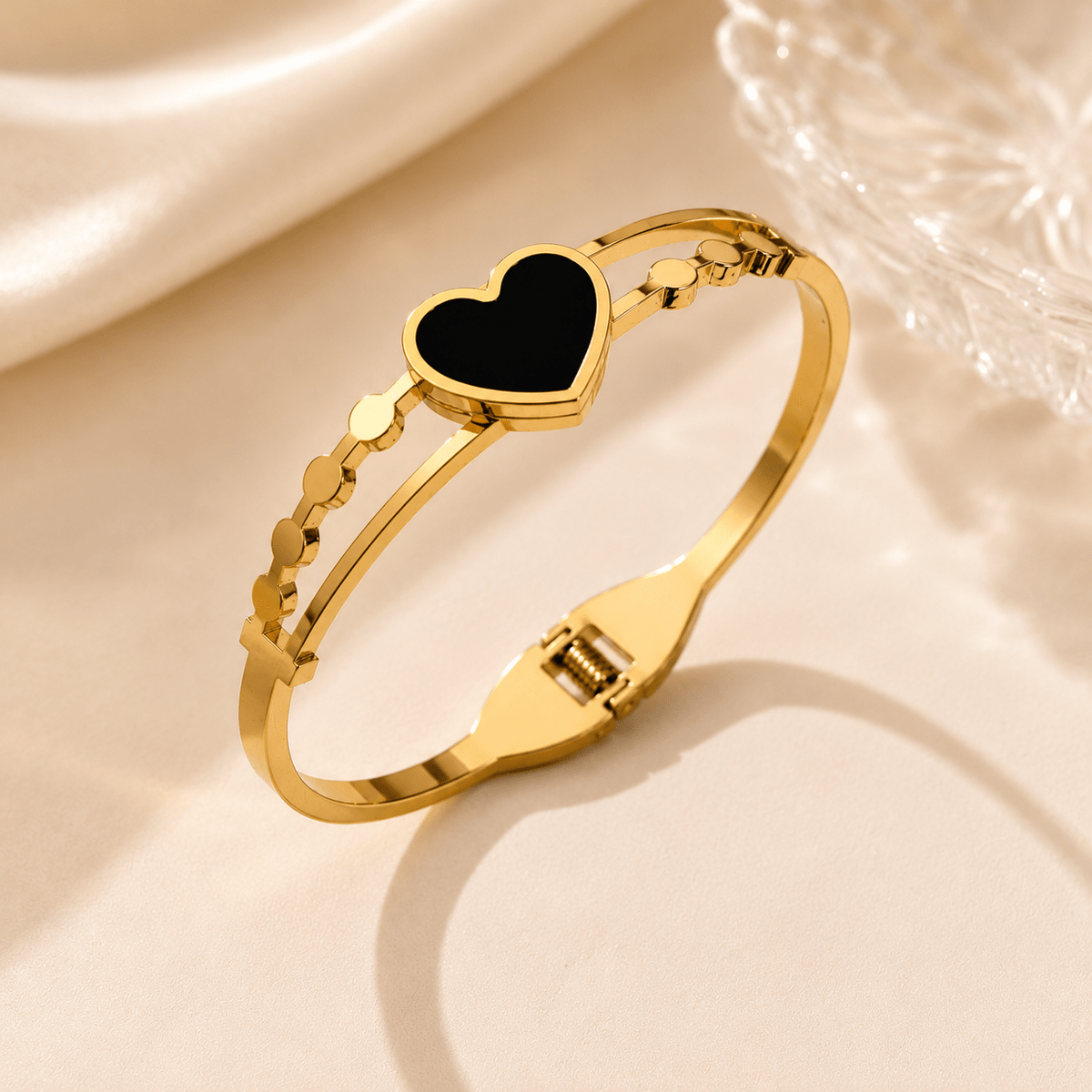 Luxury Gold Heart Bracelet – Elegant Stainless Steel Bangle for Women - Jeweri - Moments Made Precious